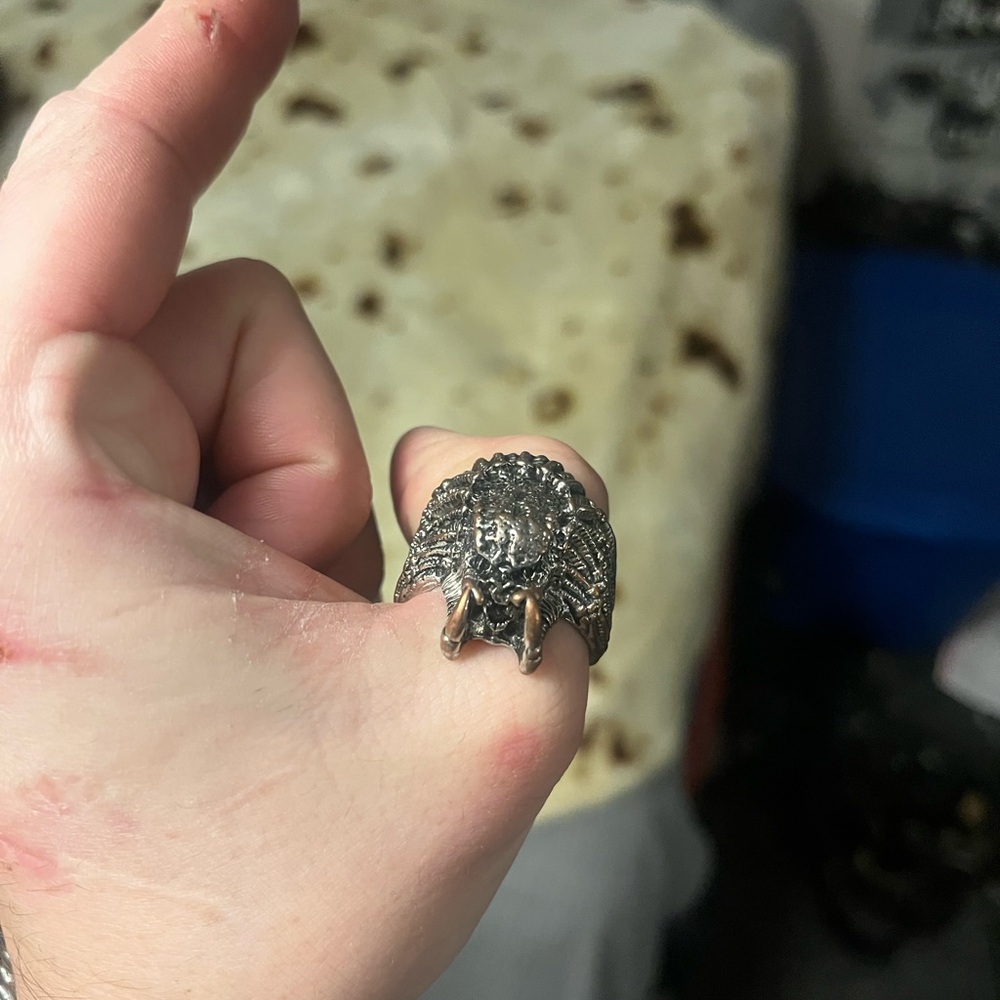 The Predator Ring - Picture 8 of 8